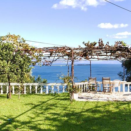 페라마 Sea View Estate Helios 빌라 외부 사진