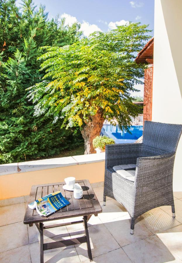 페라마 Sea View Estate Helios 빌라 외부 사진